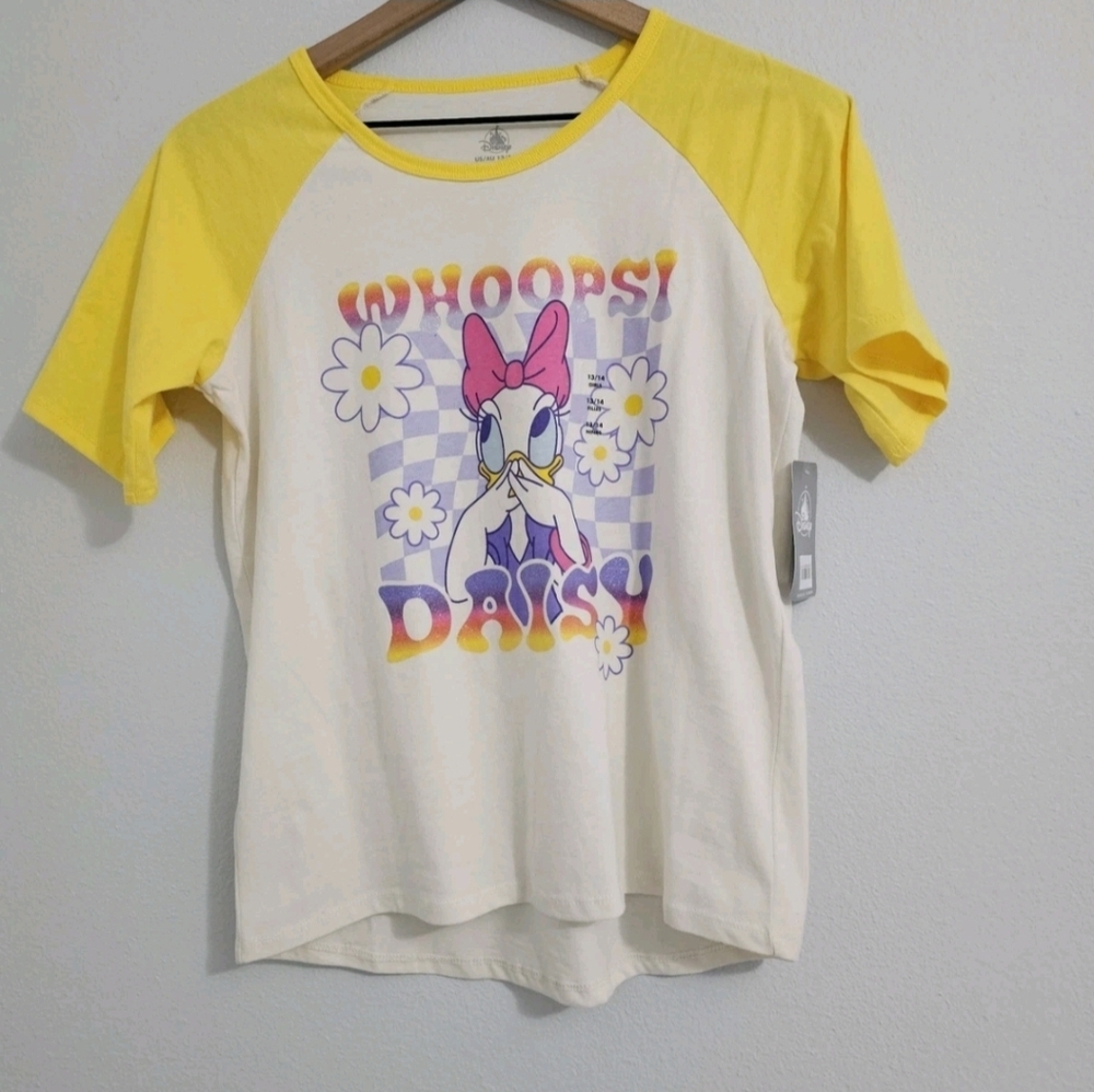 NWT • Disney Parks • Daisy Duck Tee‎